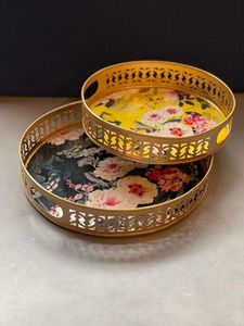 Bandeja Decorativa de Hierro, Diseño Floral Paisley Rojo Vintage, Plato Metálico para Almacenamiento con Borde Dorado Recortado, Organizador para Mesa de Centro - Product Image 5