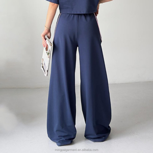 Custom Side Stripe Sweatpants Baggy Jogger Oversized Wide Leg Pants Casual Streetwear Sports Breathable <strong>Trousers</strong> for Women - Product Image 4