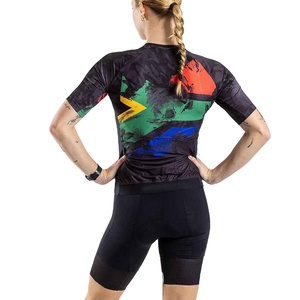 Ensemble de cyclisme pour femmes Solid Traders Wholesale : Maillot de triathlon anti-UV, respirant, coupe-vent et écologique - Product Image 4