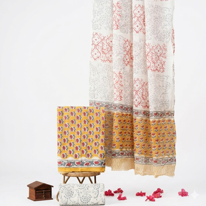 Traje Punjabi Amarillo Sol para Mujer |   Conjunto de Kurti y Pijama de Algodón con Estampado Floral Blanco y Borde |   Conjunto de Vestido Indio Profesional - Product Image 1