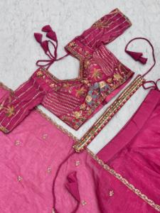 Lehenga Choli Moderno de Seda Crujiente con Lentejuelas y Bordado de Hilo, de Secado Rápido, para Bodas, Incluye Dupatta - Product Image 6