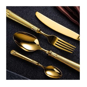 Ensemble de couverts en laiton luxueux pour les fêtes de mariage et les événements à domicile, passe au lave-vaisselle, en stock. - Product Image 2