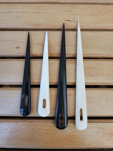 New Rustic Eco-Friendly Buffalo Horn Bone Needle Pointed Embroidery Needle for Wool & Yarn Durable Sewing for Tufting & Sewing - Product Image 1