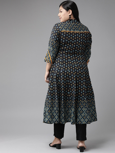 Kurta Anarkali en rayonne noire à motifs floraux, col mandarin, manches trois quarts, tenue décontractée pour femmes grandes tailles - Product Image 4