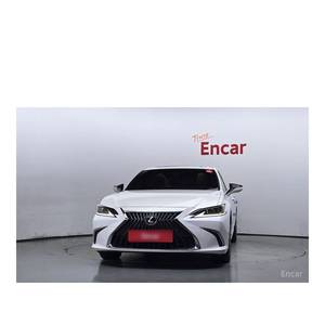 Lexus ES Luxury Plus 2024 38 217 km Volant à Gauche Sièges en Cuir avec Caméra Arrière - Product Image 3