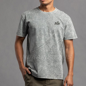 เสื้อยืดแบบ Acid Wash เนื้อผ้าบางเบา ระบายอากาศได้ดี ดีไซน์ล้างสีแบบพิเศษ เหมาะสำหรับใส่ทุกวันและสไตล์ลำลองแนวสตรีทแวร์ - Product Image 6