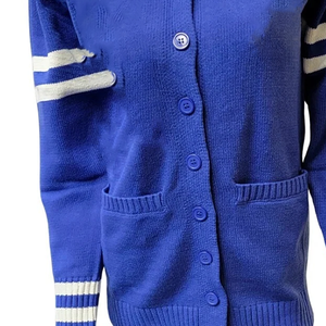 Nouveau cardigan bleu personnalisé à col en V, manches longues, tricoté avec des poches et des boutons, pour l'automne et l'hiver - Product Image 2