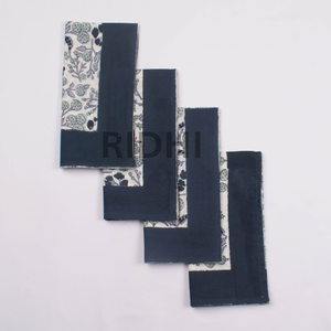 Serviettes en coton bleu floral faites à la main, imprimées au bloc, réutilisables, pour la table, vente en gros, pour mariages, fêtes, hôtels - Product Image 4