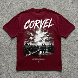 T-shirt pour homme coupe oversize à col rond et manches courtes, avec illustration artistique de silhouette urbaine au dos, graphisme typographique brossé et logo personnalisé - Product Image 5