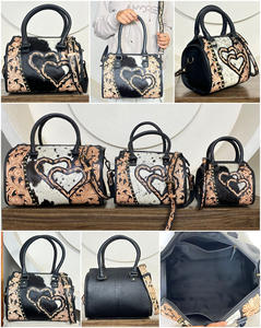 Sac bandoulière de luxe en cuir de vachette repoussé à la main, style vintage, grande capacité, pour le quotidien et les voyages - Collection Mars Expo - Product Image 3