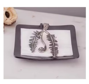 Luxurious <b>Metal</b> Napkin Holder with <b>Weighted</b> Flower <b>Metal</b> Napkin Box Holder for Kitchen Table Top Decoration Hot Selling - Product Image 5