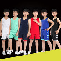 Conjunto de camiseta de baloncesto para niños, sin mangas, cuello en V, verde menta, que absorbe la humedad, ropa deportiva de verano, corte regular, cintura elástica