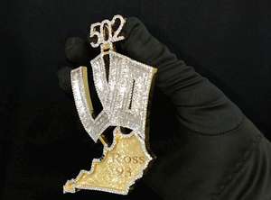 Colgante de Plata 925 Chapado en Oro con Moissanita de Lujo, Personalizado con Letra y Número Iniciales, Estilo Hip Hop para Hombre - Product Image 3