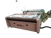 Machine de découpe automatique à couteau vibrant à grande vitesse pour tissus et vêtements avec table à vide CCD