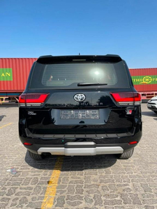 LAND CRUISER LC300 GAZOO Racing+NEU+VOLL+415ch+TwinTURBO+75 Transmission Automatique 4x4 Volant à Gauche Modèle 2024 d'Occasion - Product Image 2