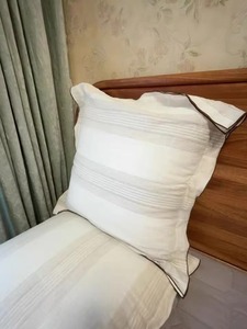 Funda de Almohada Cuadrada a Rayas con Cierre de Sobre, Transpirable, Estilo Clásico, para Uso Doméstico - Product Image 1