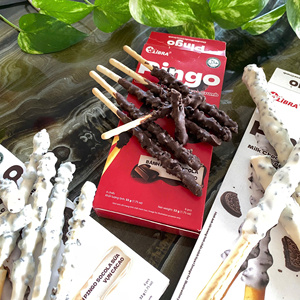 Pingo Milk Chocolate <b>Biscuit</b> Sticks with Cocoa Crumb Combo Pack 32g & 49.5g - Product Image 3