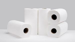 Wholesale Recycled <b>Kitchen</b> Paper Towel 3 Ply <b>Kitchen</b> <b>Kitchen</b> Paper Roll High Quality <b>Kitchen</b> Paper Towel Supplier Manufacturer - Product Image 5