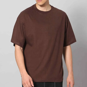 T-shirt décontracté pour homme en jersey 100 % coton marron à col rond et manches courtes, avec imprimé numérique sur le devant, motif uni, séchage rapide, coupe classique - Product Image 1