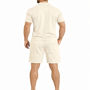 Ensemble polo et short pour homme, ensemble décontracté d'été en deux pièces, coupe confortable, tissu respirant, design classique pour homme - Product Image 2