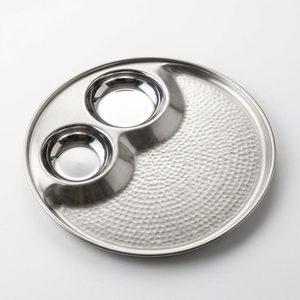 Plat de service miroir satiné martelé isolé en acier inoxydable SS304 fait main, 38 cm, 2 compartiments, Chaska Twin Well, pour fêtes et décoration intérieure - Product Image 1