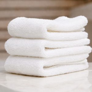 Serviette de bain et de visage en polaire corail unie Gestars, en microfibre de coton épaissie, séchage rapide, écologique, douce pour adultes - Product Image 4