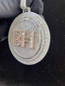 Pendentif personnalisé de luxe en moissanite certifiée, entièrement serti, bicolore, style hip-hop, avec initiale, en argent sterling 925, cadeau - Product Image 2