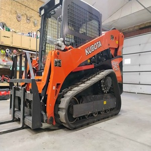 Chargeuse compacte diesel Kubota puissante - Construction robuste, excellentes performances hydrauliques et applications polyvalentes sur chantier - Product Image 3