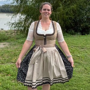 Women's Bavarian Style Dirndl <b>Dress</b> With Apron Short Sleeve A-Line Mini Vintage Folk Costume For Holiday Celebration - Product Image 5