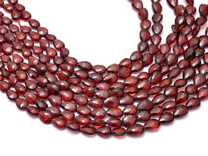 AAA+ Red Garnet 4x6mm-6x8mm Faceted Pear Briolette <b>Beads</b> Natural Red Garnet Semi Precious Gemstone Fancy <b>Loose</b> <b>Beads</b> For Jewelry - Product Image 2