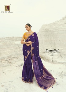 Sari indien traditionnel en soie douce avec de magnifiques broderies pour les mariages et les fêtes - Product Image 1