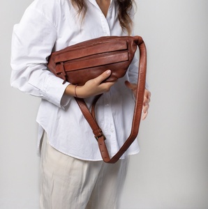 Sac de poitrine antivol élégant et moderne en cuir véritable, imperméable, grande capacité, personnalisable OEM, sac de voyage grande taille - Product Image 4