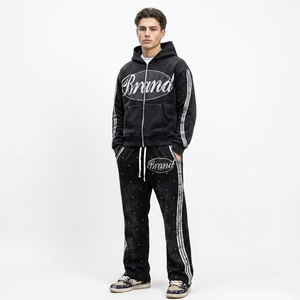 Conjunto de Sudadera con Capucha Azul de Forro Polar Pesado y Joggers con Dobladillo Desgastado y Bordado 8 Bit, Estilo Y2K, Personalizado para Hombre, de Glory Wholesale - Product Image 5