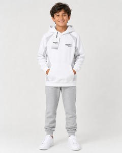 Sudadera premium para niños con tela suave, cálida y cómoda, diseño elegante y ajuste perfecto para la escuela, deportes y uso diario. - Product Image 4