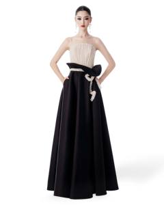 Vestido PEARL SYMPHONY _ vestido de noche de lujo de la marca local vietnamita - Product Image 1