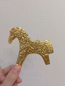 Anneau de serviette en métal Gold Horse, porte-serviettes gaufré, décoration de table pour fêtes et dîners - Product Image 3
