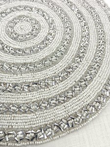 Sets de table perlés faits main de qualité supérieure, broderie complexe, accessoires de table pour la décoration de maison de luxe, événements de mariage et fêtes - Product Image 2