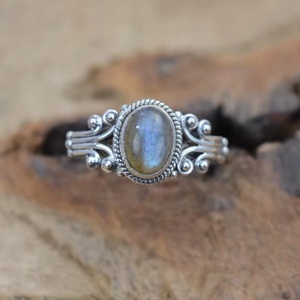 Bague en argent sterling 925 avec pierre de lune noire labradorite naturelle, bijoux élégants faits à la main, vente en gros pour femmes - Product Image 6