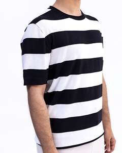 T-shirt Classique Homme Col Rond Rayé Noir et Blanc Tricoté Respirant Écologique de Haute Qualité Coupe Ample - Product Image 3