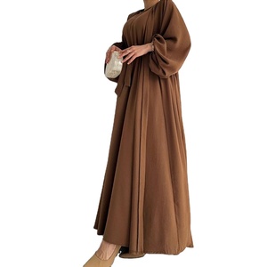 Vente en gros vêtements islamiques abaya personnalisés pour femmes abaya de style sans manches pour femmes abaya intérieure robe musulmane avec ceinture à la taille 2 pièces caftan - Product Image 5