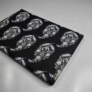 Tela Estampada 100% Algodón Puro 60×60 – Textil Suave y Transpirable con Diseño Floral y Paisley para Prendas y Uso Doméstico - Product Image 2