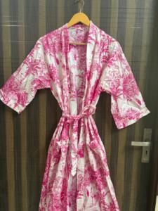 Bata Kimono Floral de Algodón para Mujer, Hecha a Mano con Estampado Digital, Cuello en V, Cierre con Cordón, para Spa, Dama de Honor, Vestido de Verano - Product Image 1