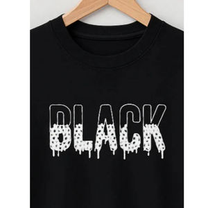 เสื้อยืดผู้ชายสีดำ ผ้าเจอร์ซีย์เนื้อแน่น 180 กรัม พิมพ์ลายดิจิตอลตามสั่ง ผ้าฝ้าย 100%  แบบเรียบด้านหน้า - Product Image 2