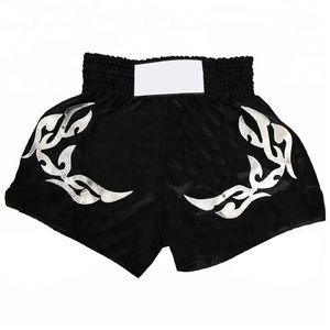 Pantalones Cortos de Muay Thai con Logotipo Personalizado, Bordado Negro y Plateado, 100% Poliéster, Unisex, para Adultos, Ropa de Artes Marciales Mixtas, Ajuste Regular Elástico - Product Image 5