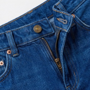 Shorts en jean respirants taille haute pour femme, grande taille, déchirés, avec ourlet effiloché, boutons décoratifs, légèrement extensibles, coupe classique - Product Image 4