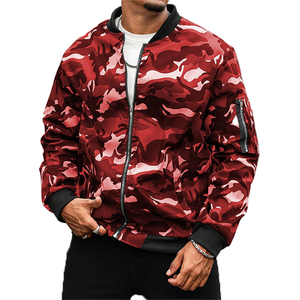 Blouson bomber camouflage rouge pour homme, fermeture éclair, coupe décontractée, coupe-vent, polyester, col rabattable, coupe régulière, style automne - Product Image 1