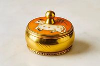 Boîte à Sindhur élégante en fer doré, petite, à couvercle, moderne, multifonctionnelle, écologique, brillante, pour table, pour femmes, occasions traditionnelles