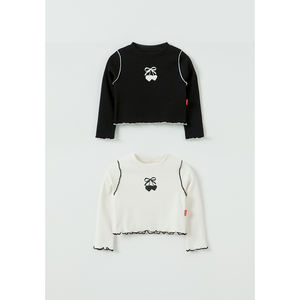 Camiseta Casual Estilo Coreano OZKIZ con Corazón para Niñas de 2 a 6 Años, Moda Infantil Primavera/Otoño, Venta al Por Mayor - Product Image 1