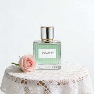 Huile Essentielle de Patchouli de Haute Qualité de France, Parfum Boisé, Formule Végétale Naturelle, Fournisseur de Parfums - Product Image 4