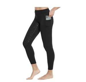 เลกกิ้งขายาวเอวสูงสำหรับผู้หญิง มีกระเป๋า ผลิตจากผ้าถักผสมสแปนเด็กซ์และโพลีเอสเตอร์ ยืดได้สี่ทิศทาง สีดำล้วน - Product Image 3